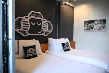 Chimpanzee Pod Superior Twin Bed