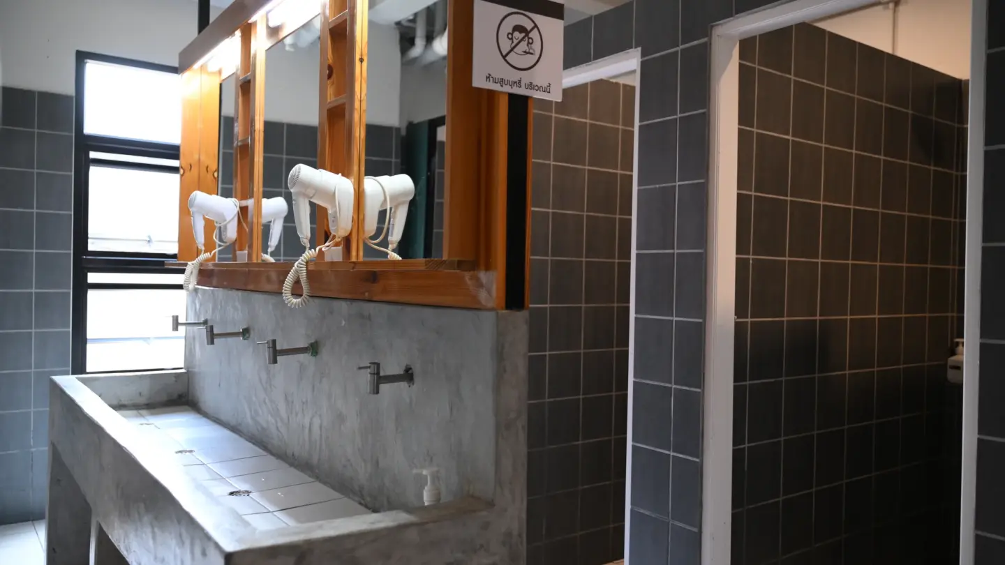 Gorilla Pod private bunk beds