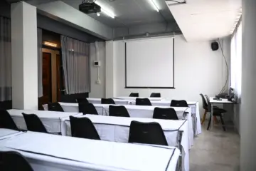 Blu Monkey Suratthani meeting room
